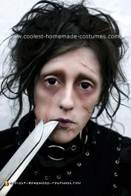 DIY Edward Scissorhands Halloween Costume