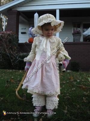 Homemade DIY Little Bo Peep Halloween Costume