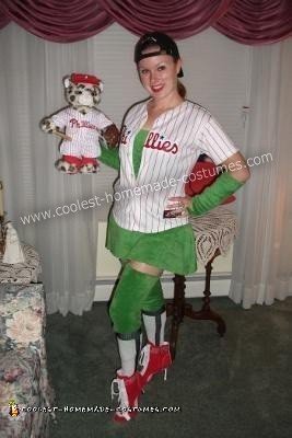 DIY Phoxy Philly Phanatic Adult Halloween Costume