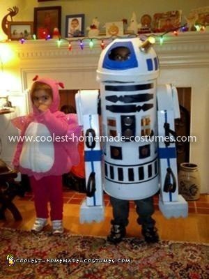 Coolest Functional R2D2 Costume 17