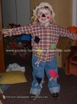 Homemade Halloween Scarecrow Costume 12