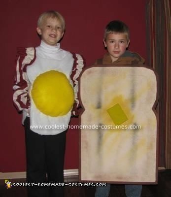 Homemade Bacon and Eggs with Toast Costume