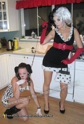 Homemade Cruella Deville and Dalmatians Halloween Costume Ideas