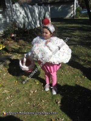 Homemade Cupcake Child Halloween Costume