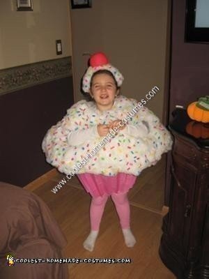 Homemade Cupcake Child Halloween Costume