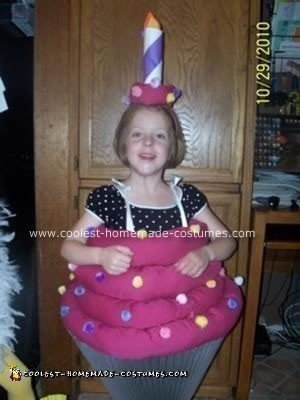 Homemade Cupcake Halloween Costume Idea