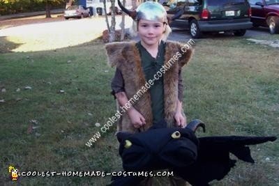Homemade Hiccup and Toothless Costume from How to Train Your Dragon