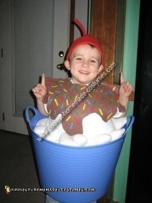 Homemade Ice Cream Sundae Costumes