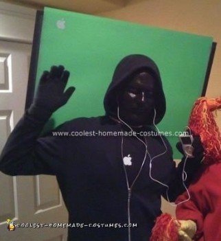 Homemade iPod Commercial Halloween Costume Idea