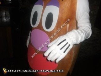 Homemade Mr. and Mrs. Potato Head Halloween Costume Idea