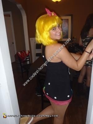 Homemade Ms. Pacman Sexy Halloween Costume Idea