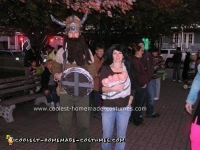 Homemade Octomom and Sperm Donor Couple Costume