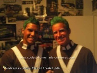 coolest-homemade-oompa-loompa-couple-costume-ideas-47-21423687.jpg