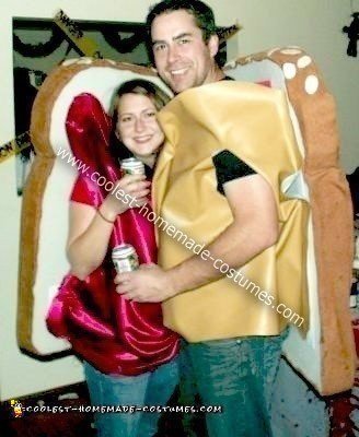 Homemade Peanut Butter and Jam Halloween Couple Costume