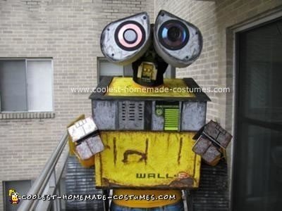 Homemade Pixar's Wall-E Costume