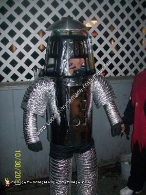 Homemade Robot Halloween Costume Idea