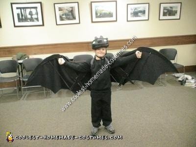 Homemade Toothless The Dragon Halloween Costume Idea