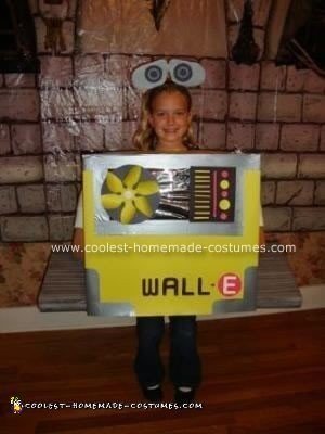 Homemade Wall-E Halloween Costume