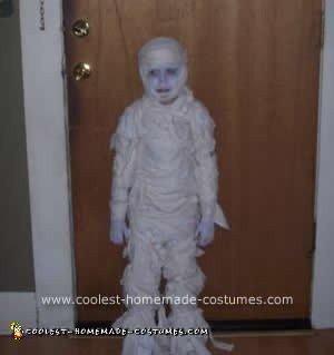 Homemade Mummy DIY Costume