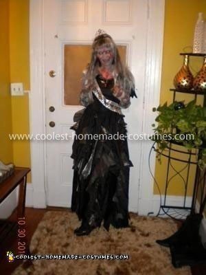 Coolest Scary Zombie Costume