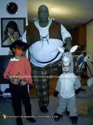 Homemade Shrek Group Costume