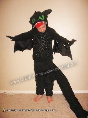 Toothless the Dragon DIY Halloween Costume