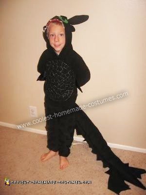 Toothless the Dragon DIY Halloween Costume