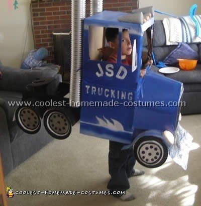 Truck Creative Costume