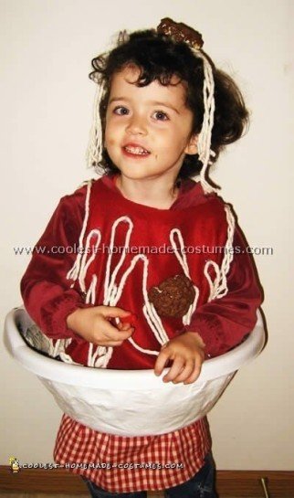 Cool Spaghetti and Meatballs Homemade Costume Ideas