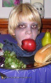 Scary Halloween Costumes - Head on Platter