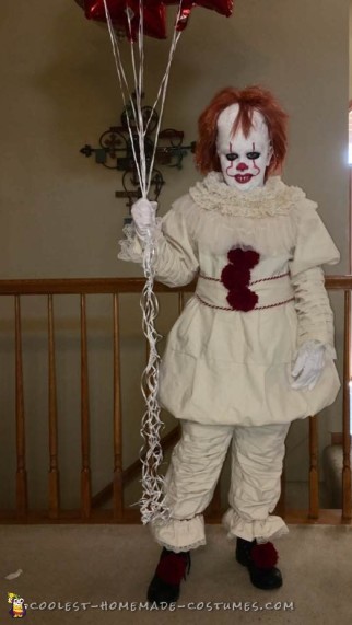 The best Pennywise 2017 Costume EVER!