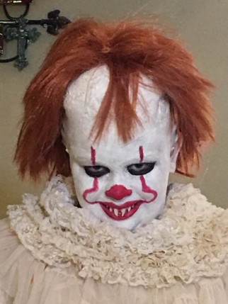 The best Pennywise 2017 Costume EVER!