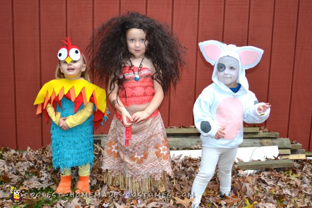 Coolest Ever DIY Moana Family Costume