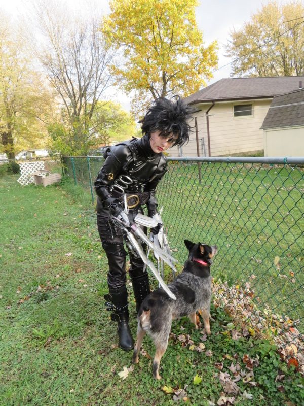 Cool DIY Edward Scissorhands Costume - Two Months in the Making