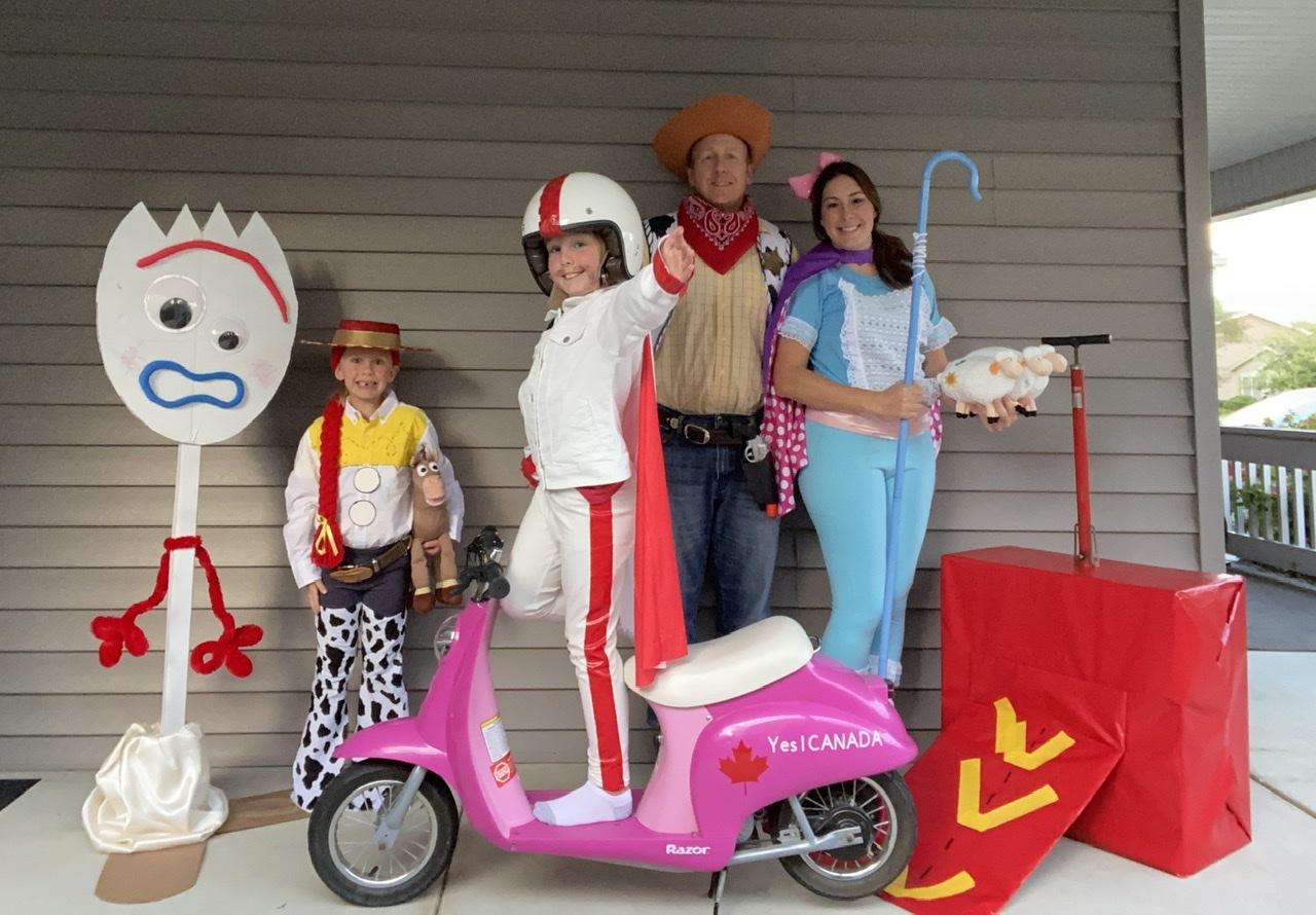 Coolest Toy Story 4 Costume for a Family of 4