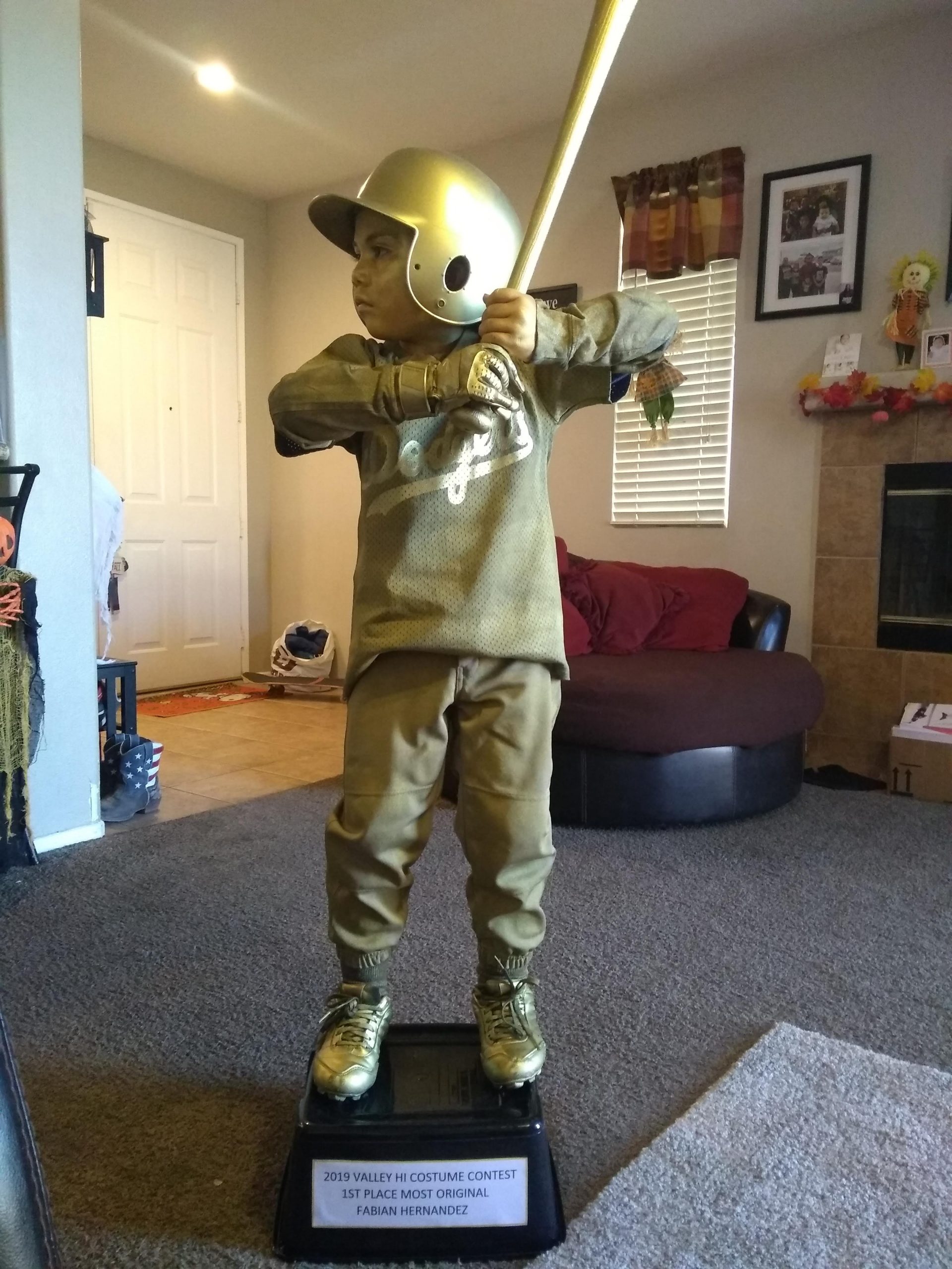 Shiny DIY Baseball Trophy Costume For A Boy Trophy 218431 Scaled