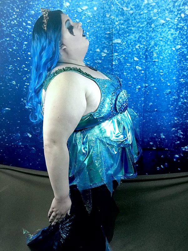 A Challenging and Original Mermaid Siren Costume