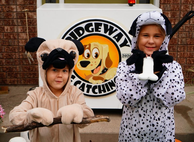 Ridgeway Dog Catching Company Family Costume!