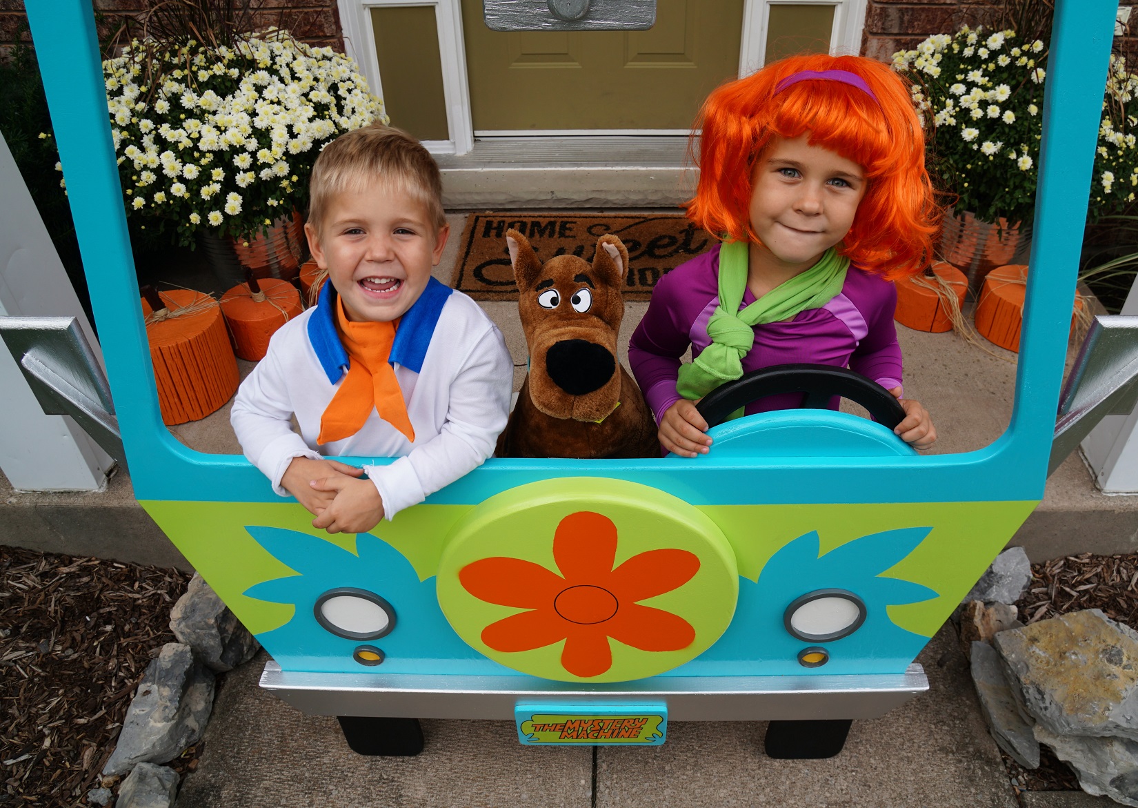 Coolest Scooby Doo Family Costume with Hand Built Mystery Machine!