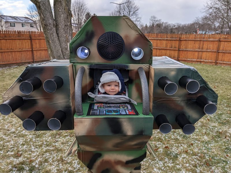 Awesome Homemade Dad and Baby MechWarrior Costume