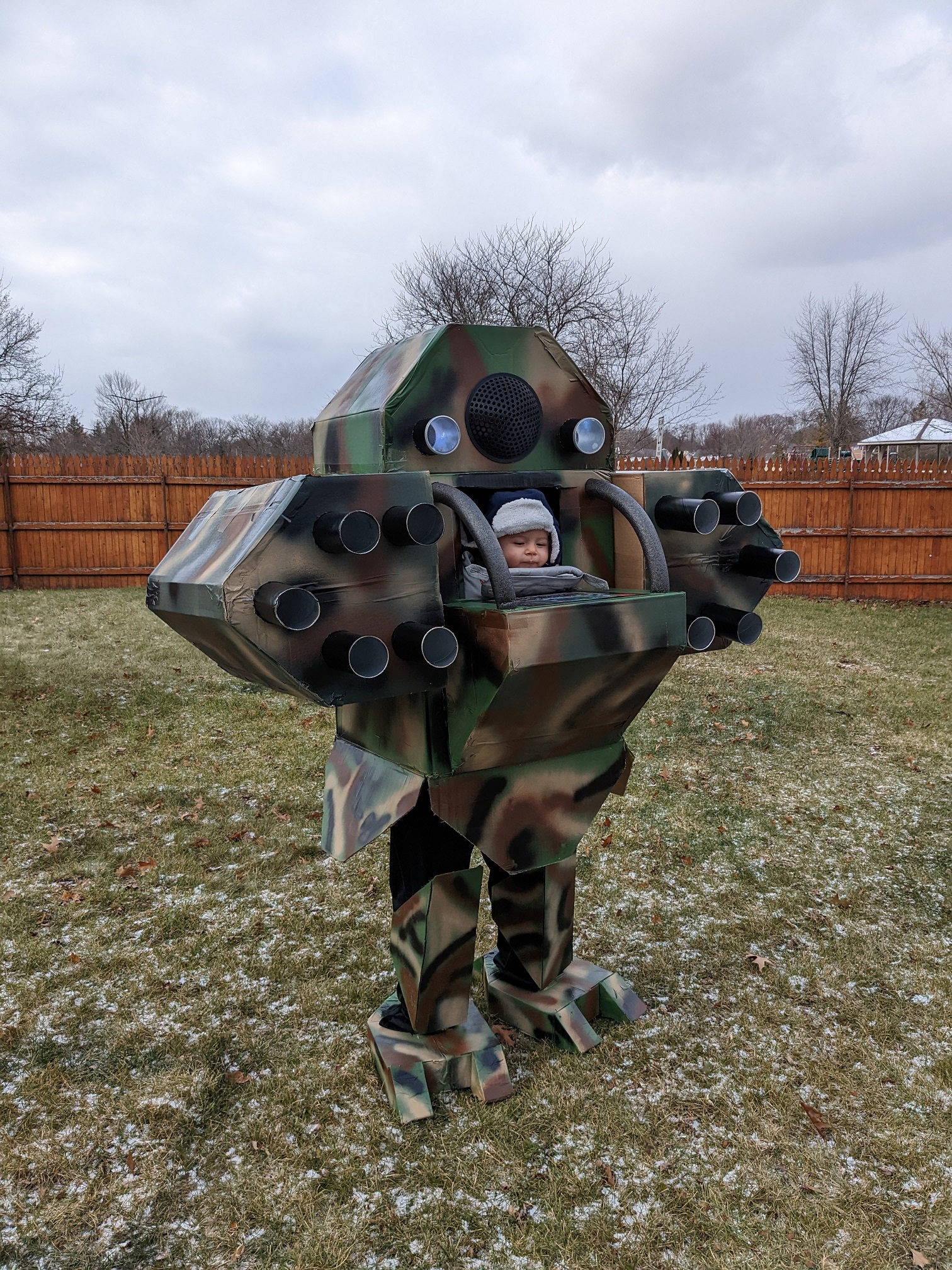 Awesome Homemade Dad and Baby MechWarrior Costume