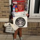 Easy and eye catching washing machine costume